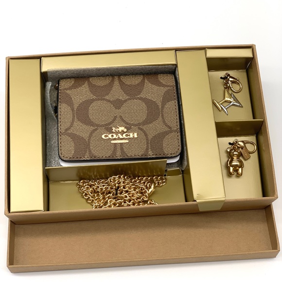 Coach 
Boxed Mini Wallet On A Chain In Blocked Signature Canvas - Picture 8 of 12